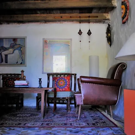 El Castano Lodge