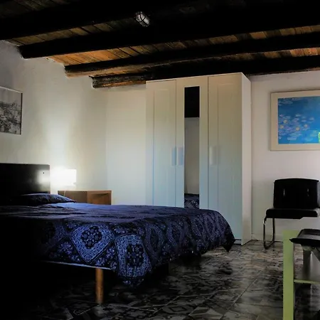 El Castano Lodge